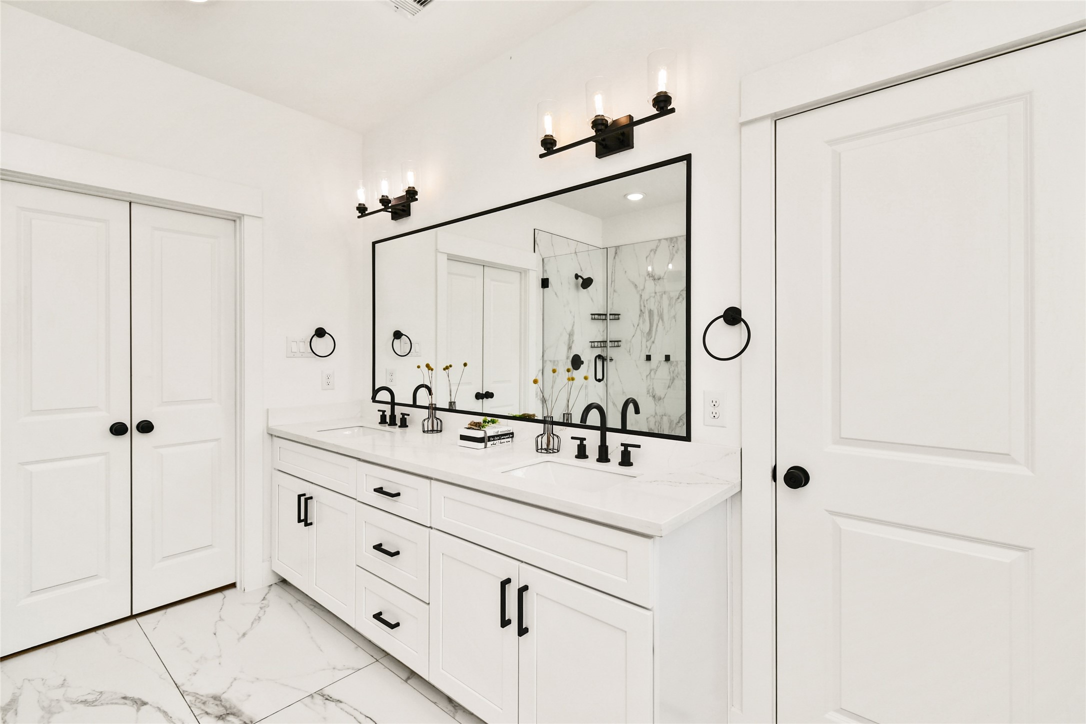 208 North York Street, Unit B Houston, TX 77003 - Photo 22 of 32