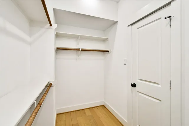 $3,300 | 208 North York Street, Unit B, Houston, TX 77003