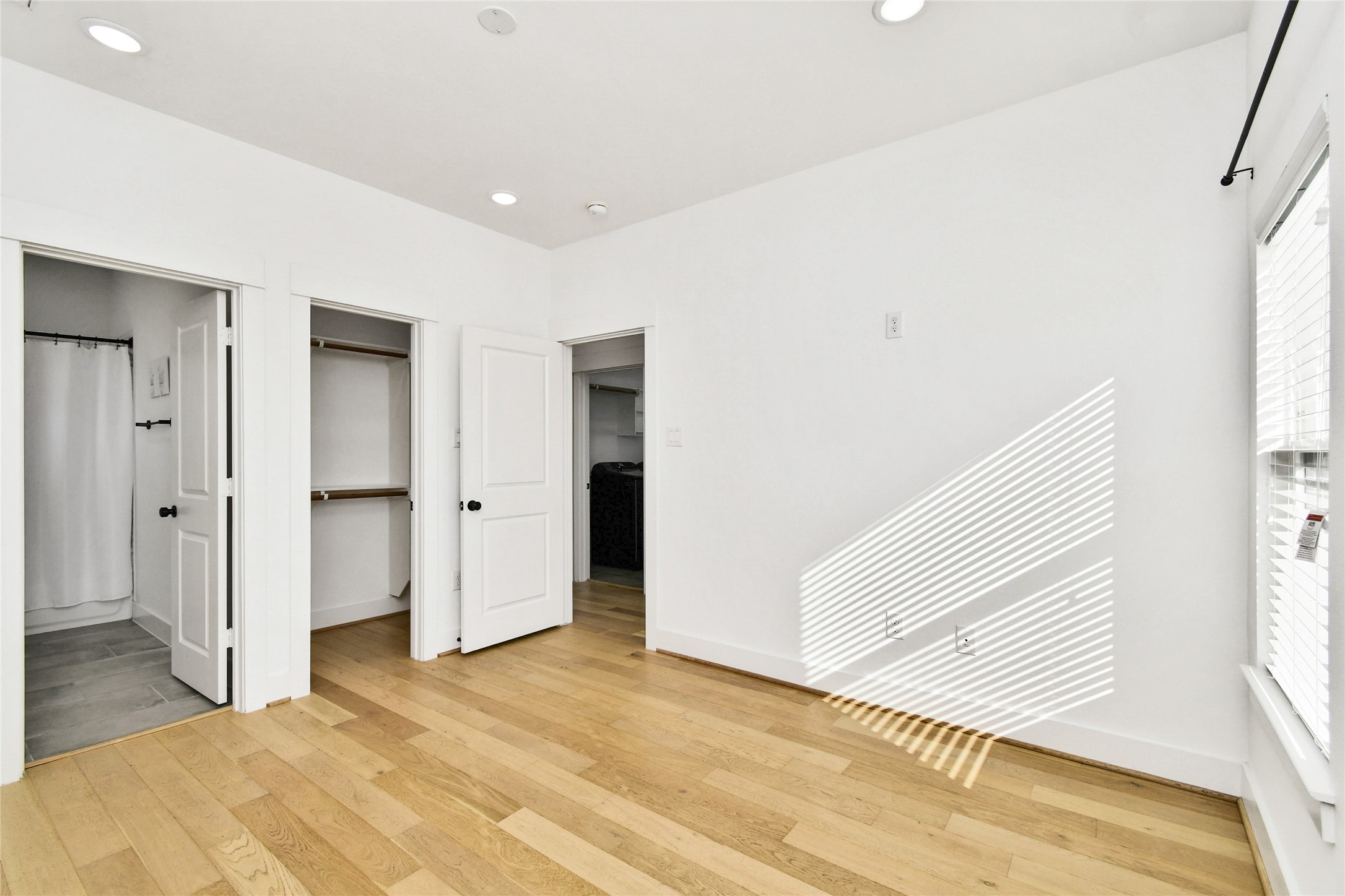 208 North York Street, Unit B Houston, TX 77003 - Photo 25 of 32