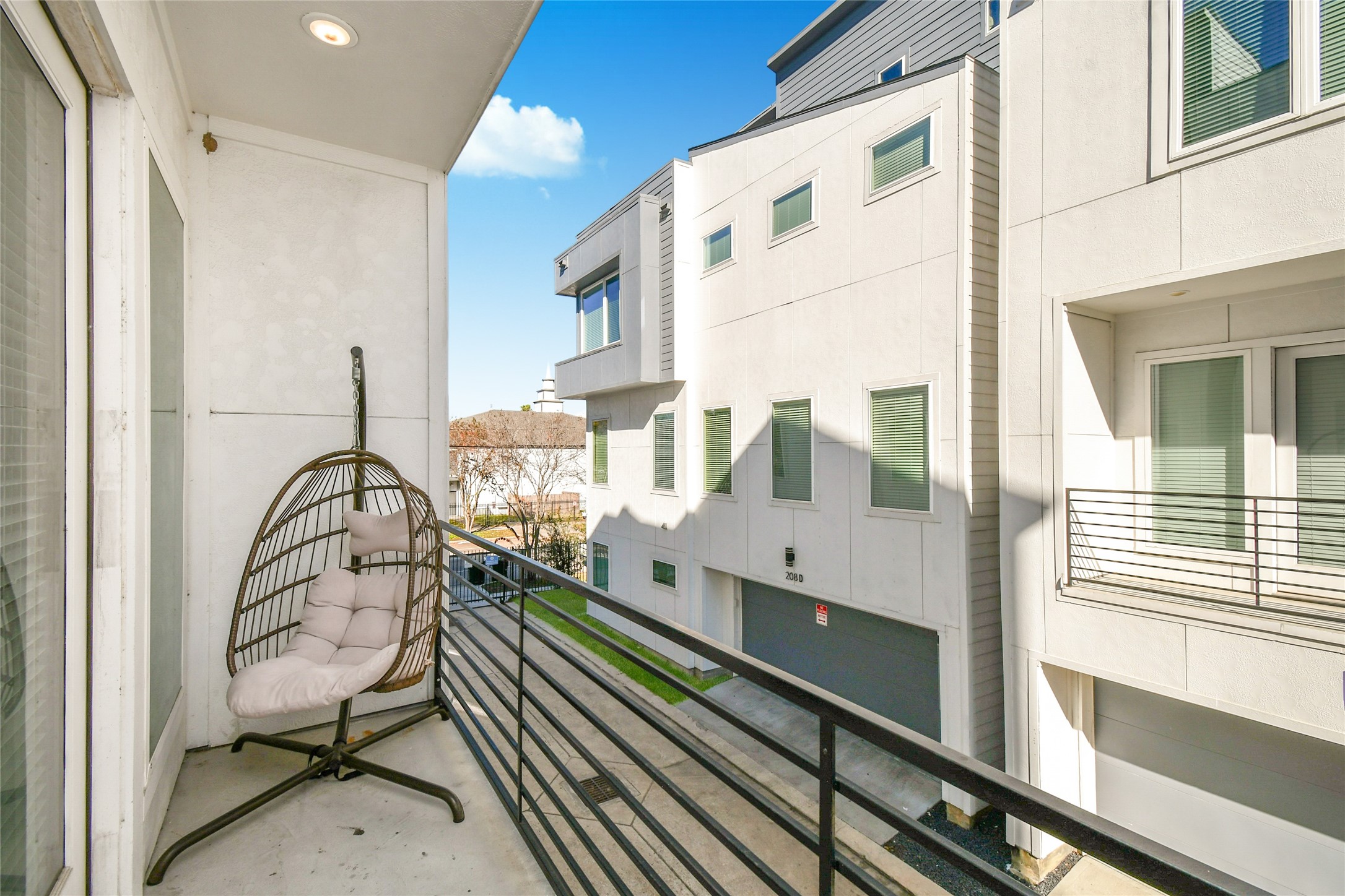 208 North York Street, Unit B Houston, TX 77003 - Photo 29 of 32