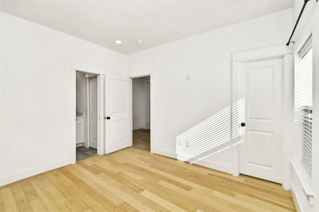 $3,300 | 208 North York Street, Unit B, Houston, TX 77003