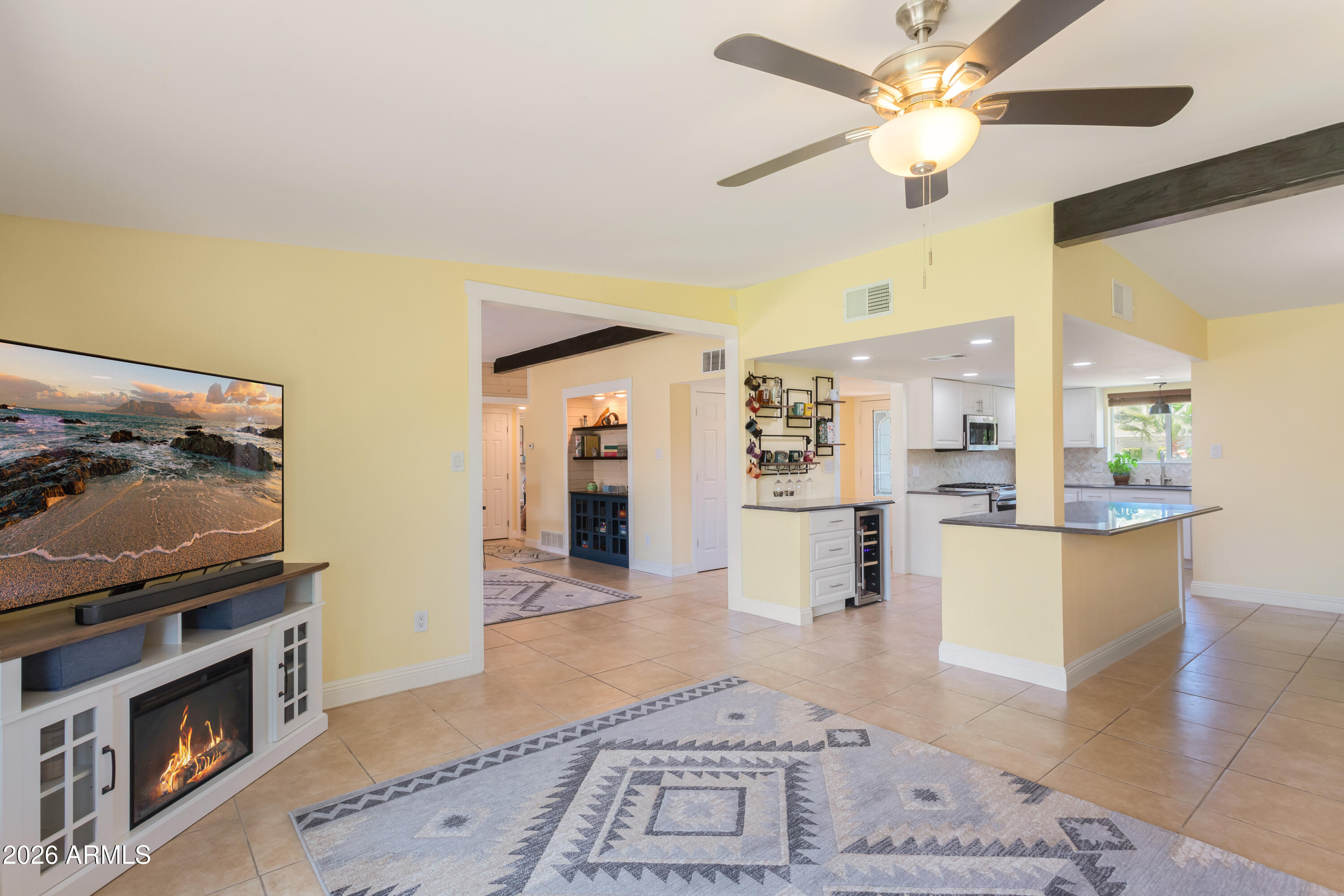 805 Suffolk Road Sierra Vista, AZ 85635 - Photo 23 of 49 family room