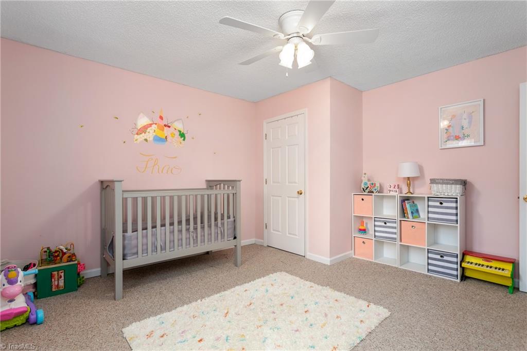 4306 Edgemore Road Greensboro, NC 27455 - Photo 20 of 26 Gallery Image 20