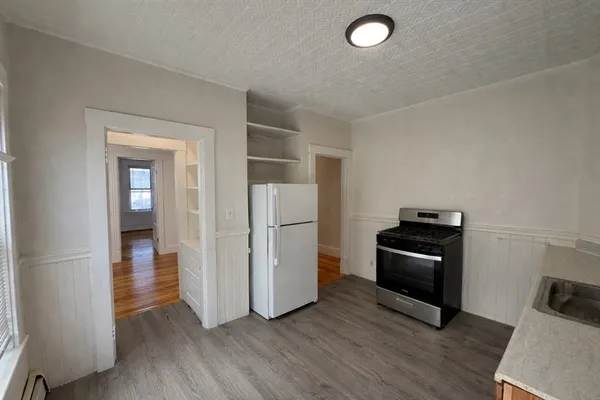 $2,450 | 765 Broadway, Unit 4, Everett, MA 02149