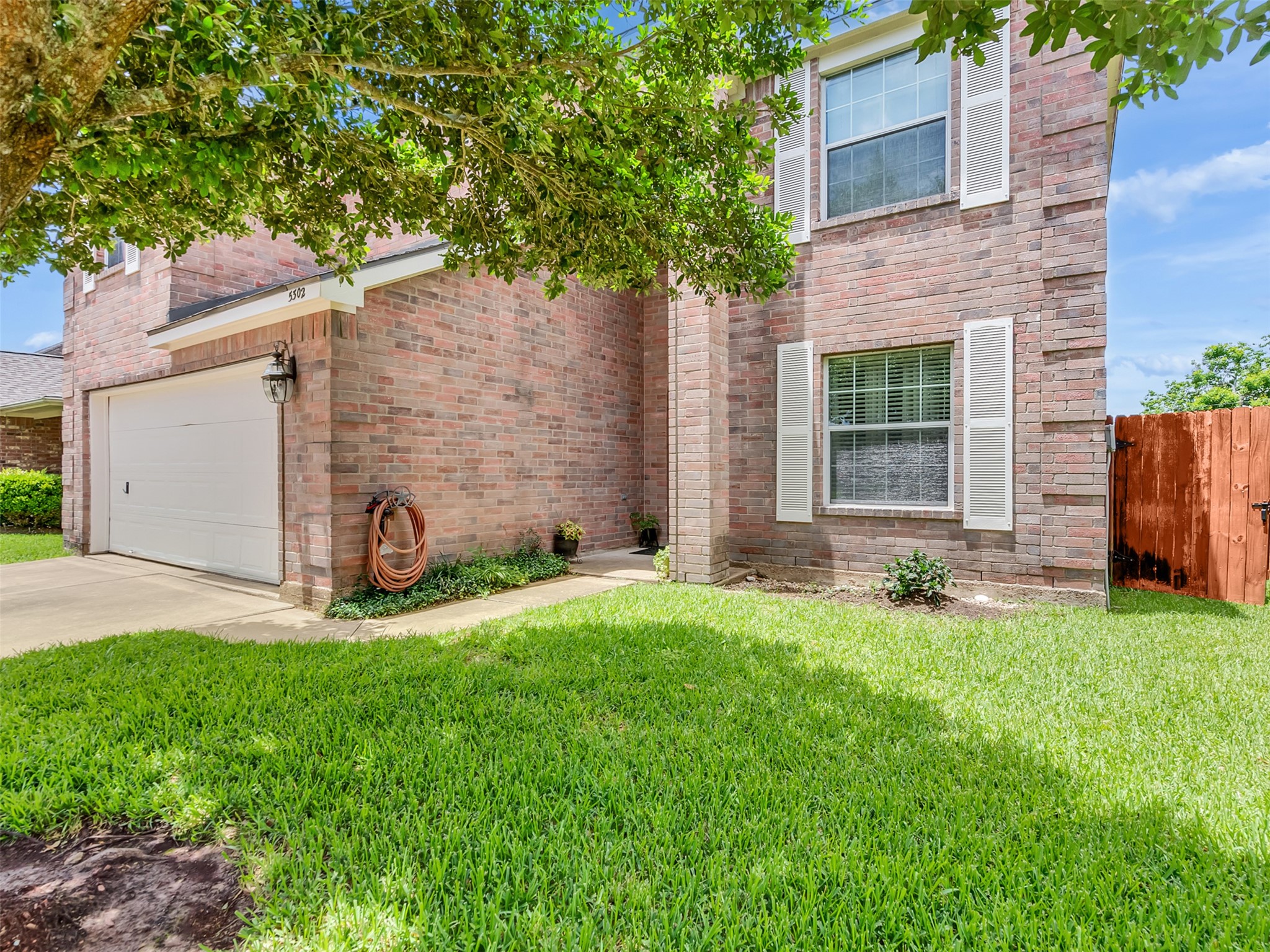 5302 Rio Ramos Street Rosharon, TX 77583 - Photo 4 of 38