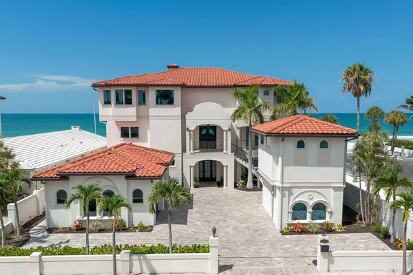 $7,950,000 | 15912 Gulf Boulevard, Redington Beach, FL 33708