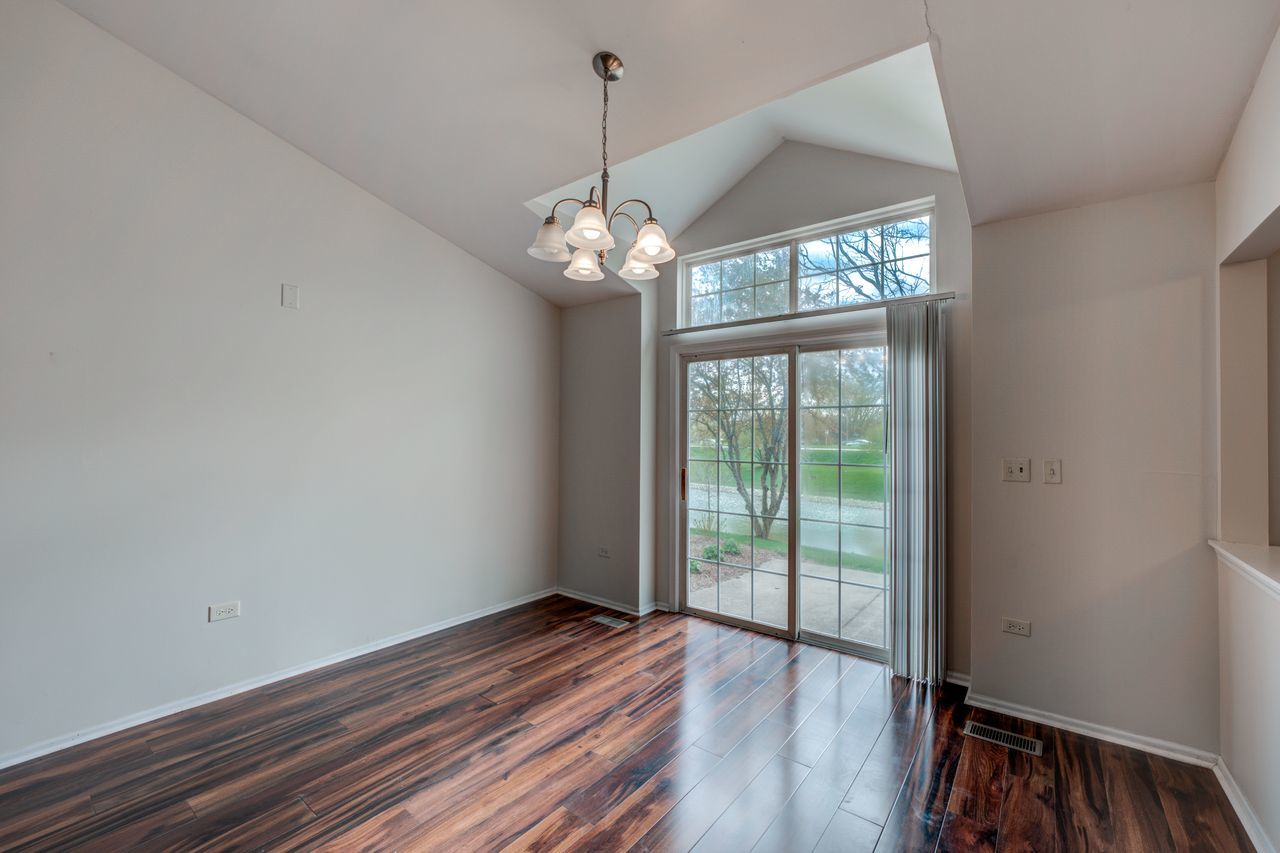 2935 Rutland Circle, Unit 102 Naperville, IL 60564 - Photo 5 of 27