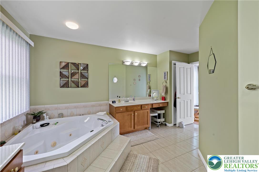 4778 Aziza Road New Tripoli, PA 18066 - Photo 17 of 27 Gallery Image 17