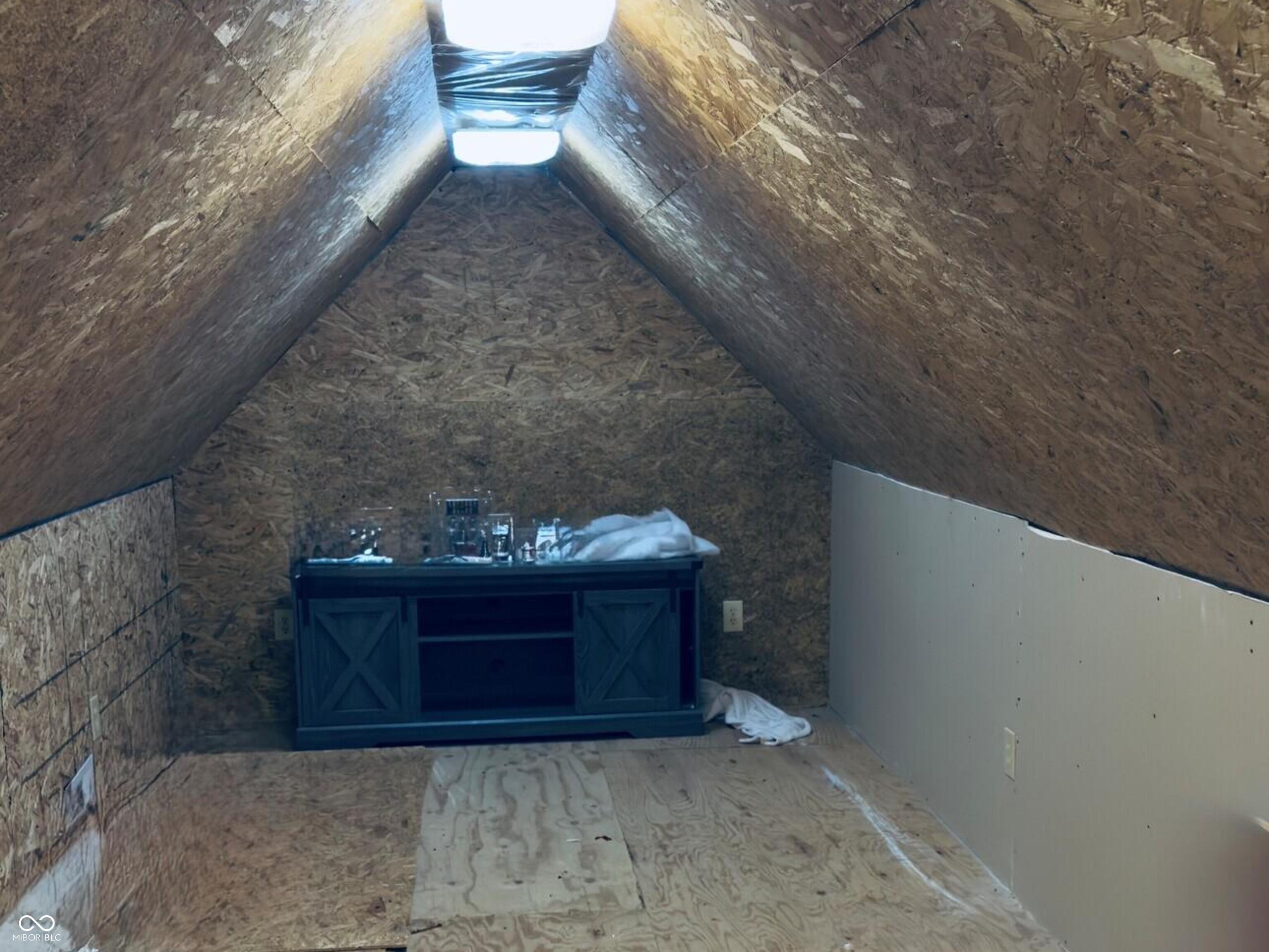 15241 East Jackson Road Hope, IN 47246 - Photo 24 of 34