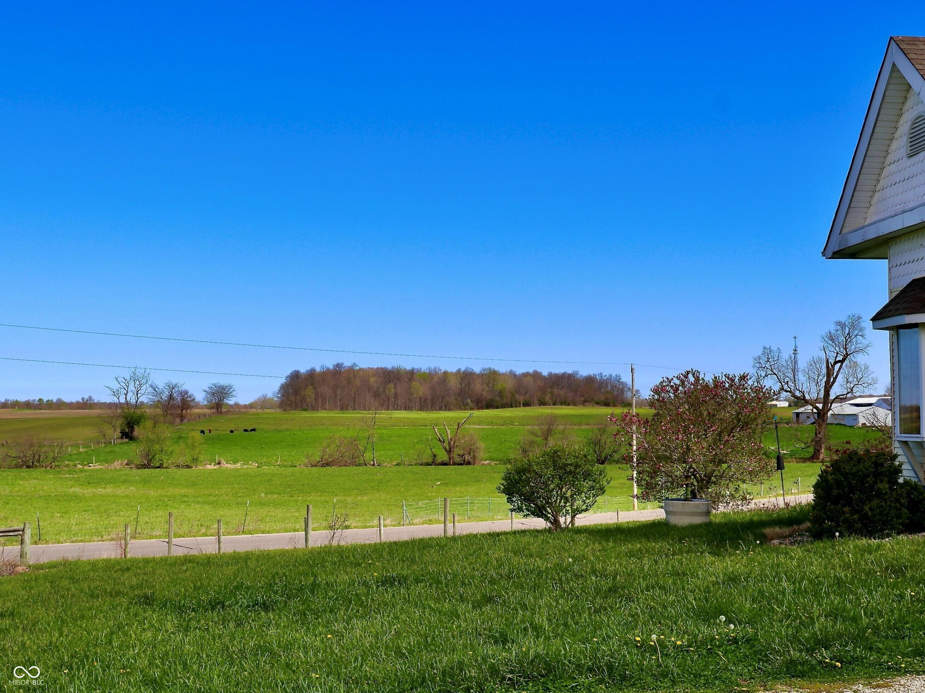 15241 East Jackson Road Hope, IN 47246 - Photo 3 of 35