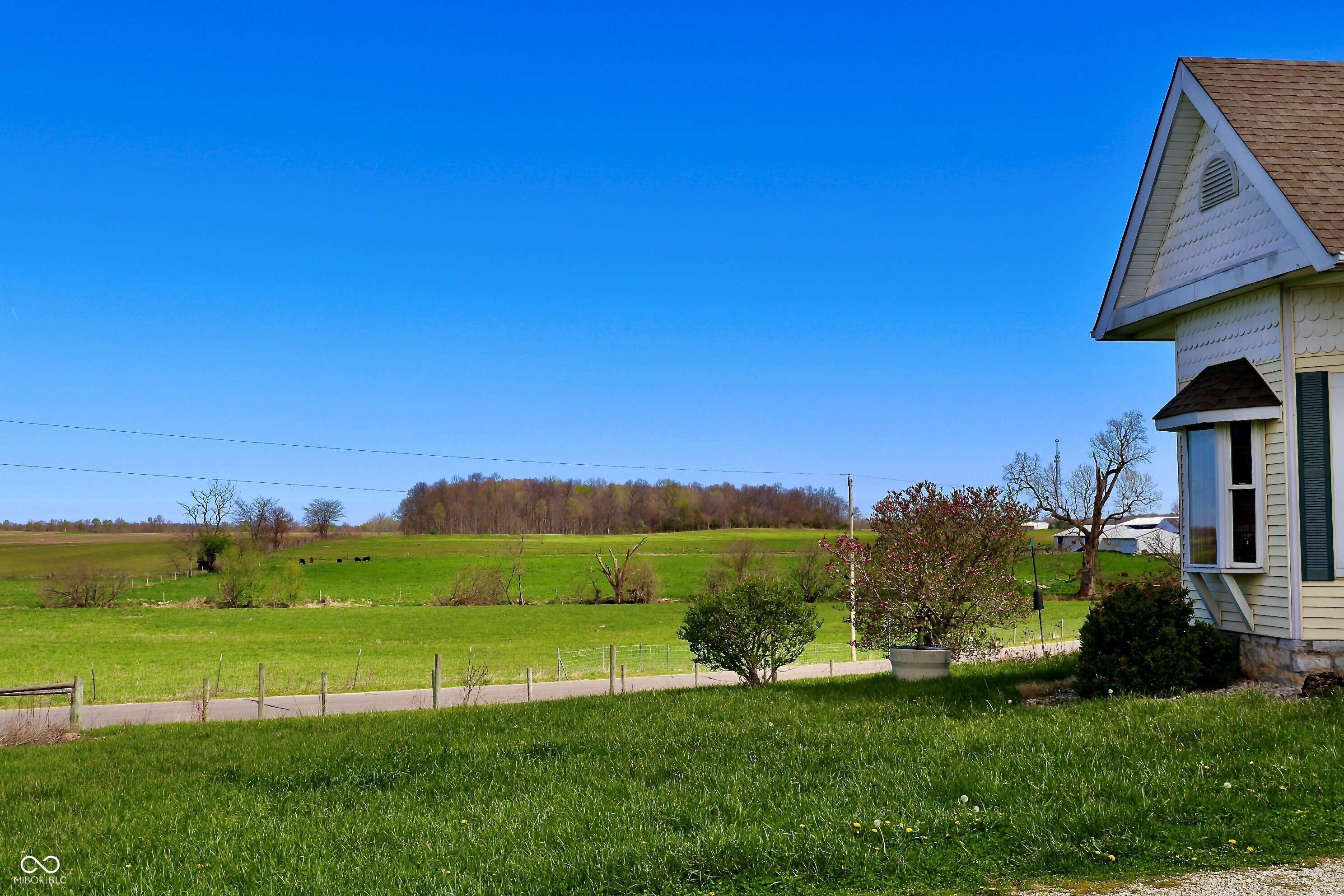 15241 East Jackson Road Hope, IN 47246 - Photo 4 of 34