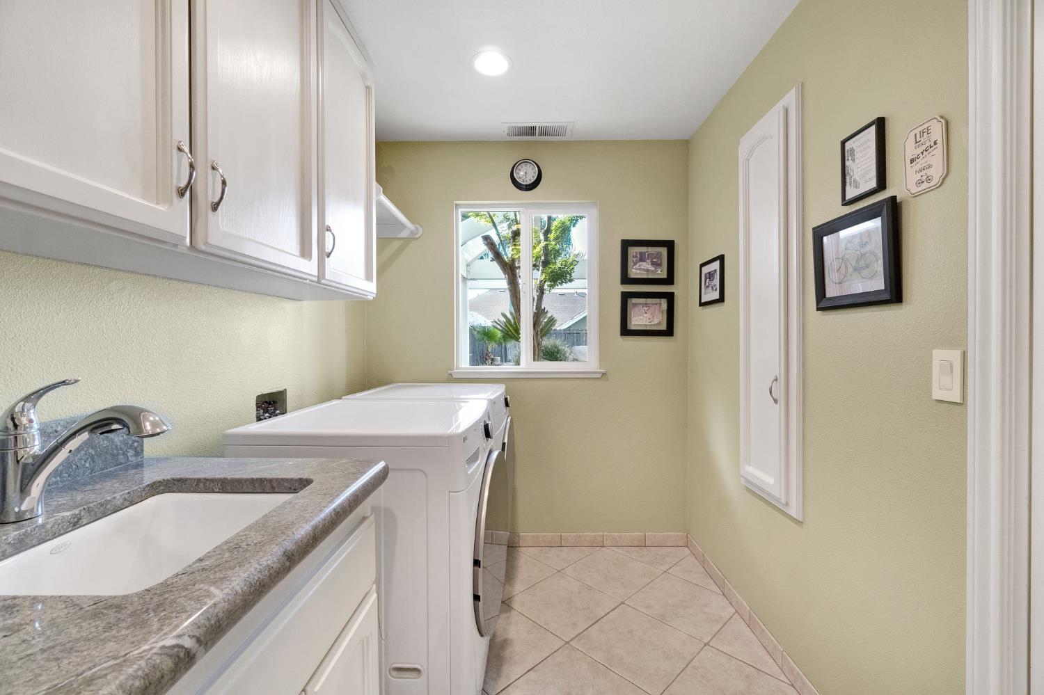 1367 East Decatur Avenue Fresno, CA 93720 - Photo 20 of 48