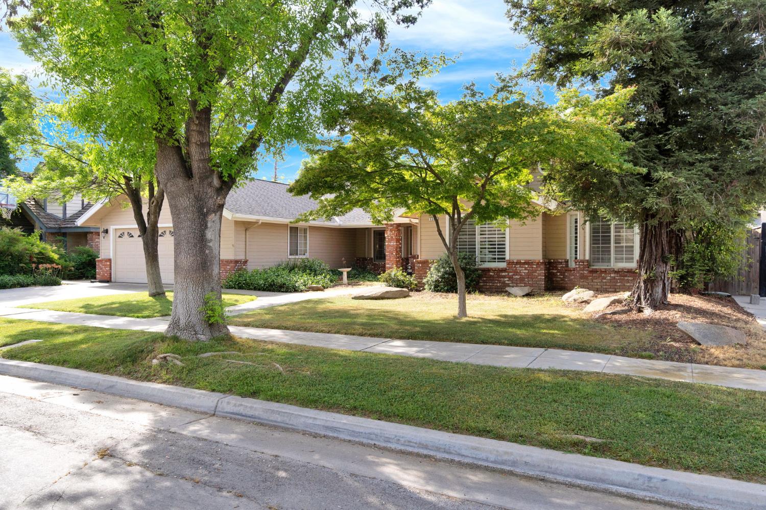 1367 East Decatur Avenue Fresno, CA 93720 - Photo 2 of 48