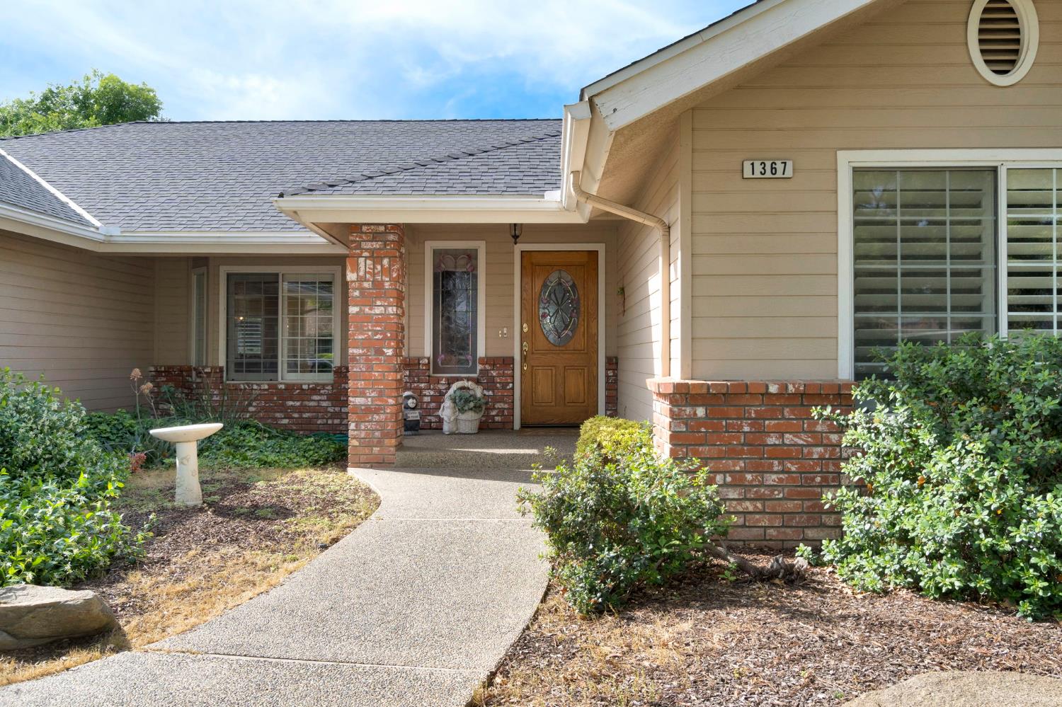 1367 East Decatur Avenue Fresno, CA 93720 - Photo 3 of 48