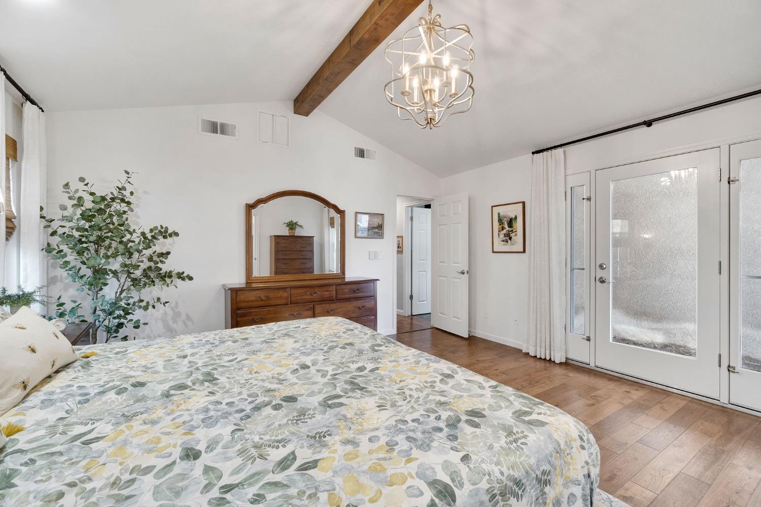 1367 East Decatur Avenue Fresno, CA 93720 - Photo 31 of 48