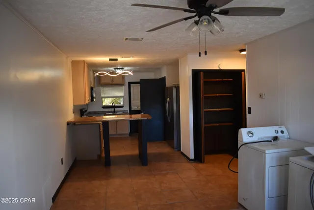 $1,250 | 3613 East 14th Street, Panama City, FL 32404
