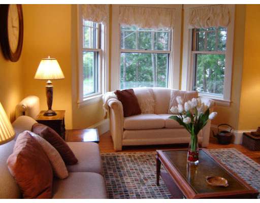 11 Nardone Road Needham, MA 02492 - Photo 2 of 5