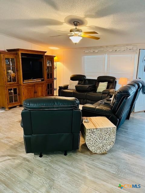 310 10th Street Port O'Connor, TX 77982 - Photo 3 of 44