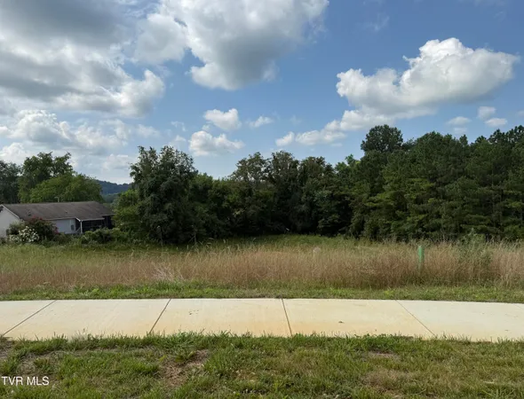$140,000 | 139 Glaze Farm Way, Unit 22, Johnson City, TN 37601