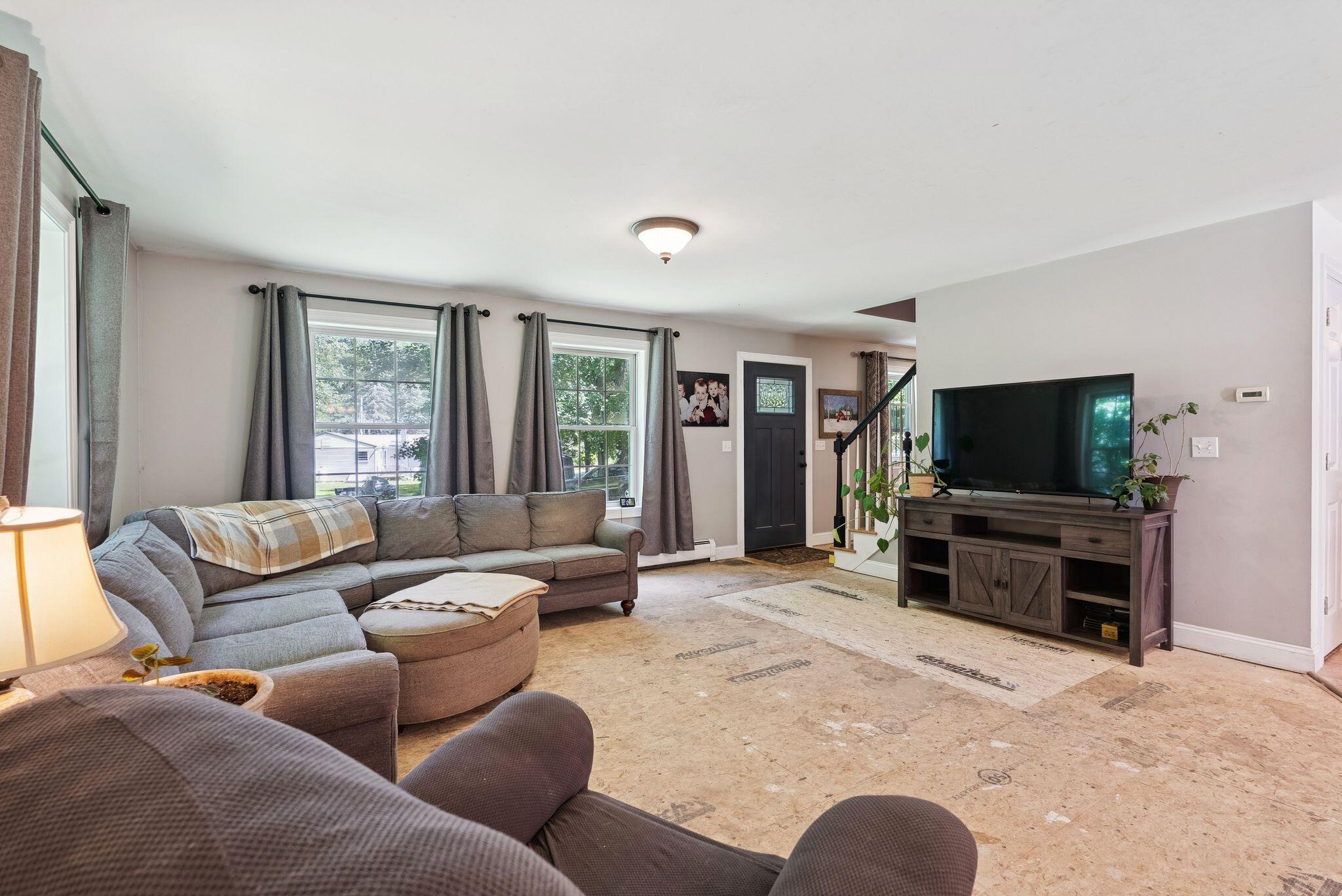 218 Varney Mill Road Windham, ME 04062 - Photo 20 of 35 27_DSC02300