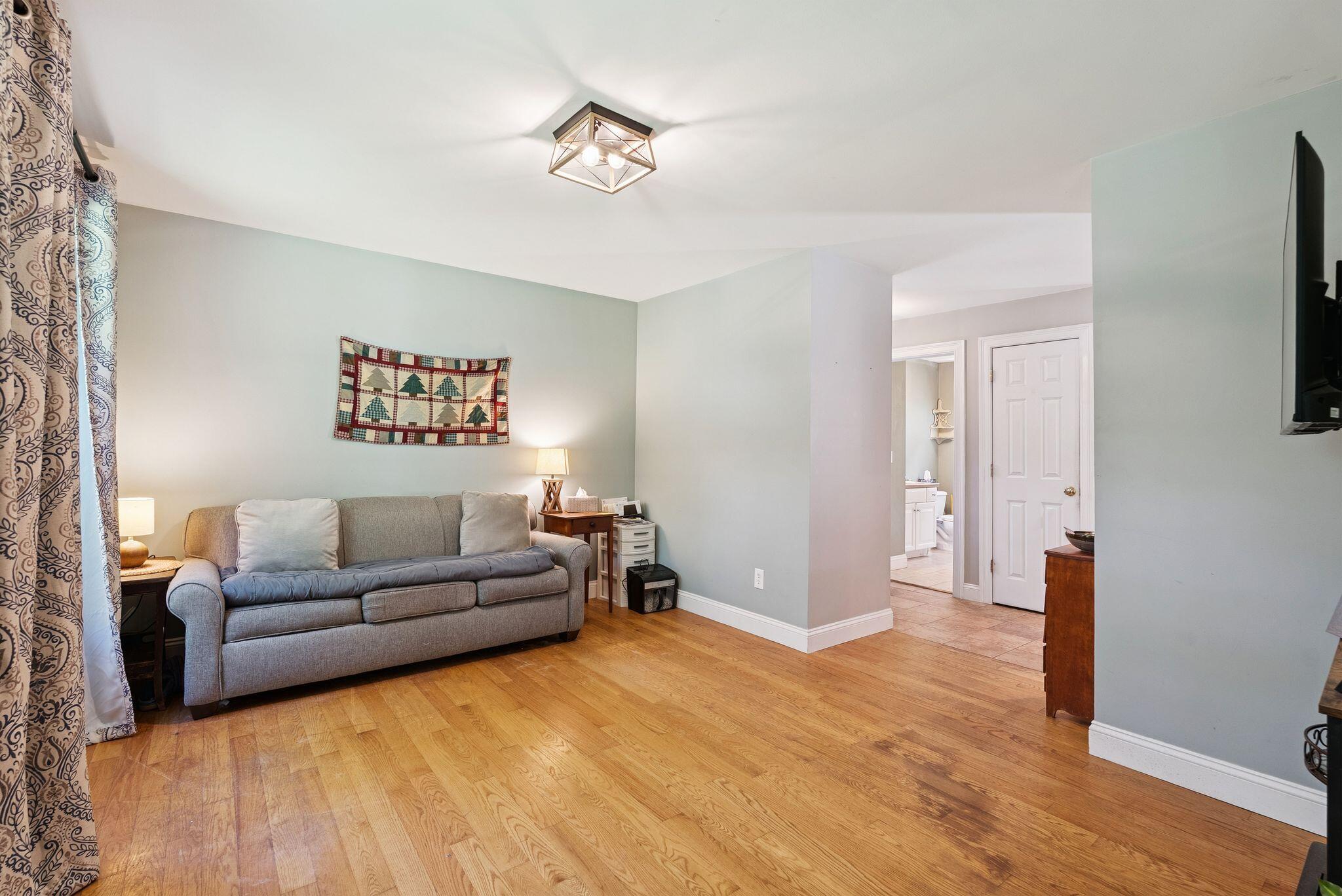 218 Varney Mill Road Windham, ME 04062 - Photo 26 of 35 33_DSC02330