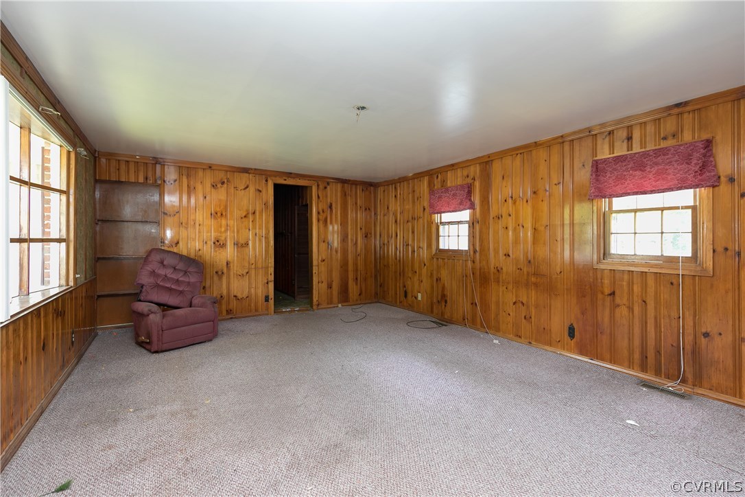 2322 Maplewood Road Richmond, VA 23228 - Photo 2 of 19 Gallery Image 2