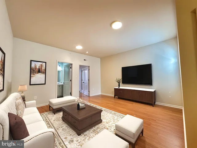 $1,895 | 2233 North Camac Street, Unit 2, Philadelphia, PA 19133