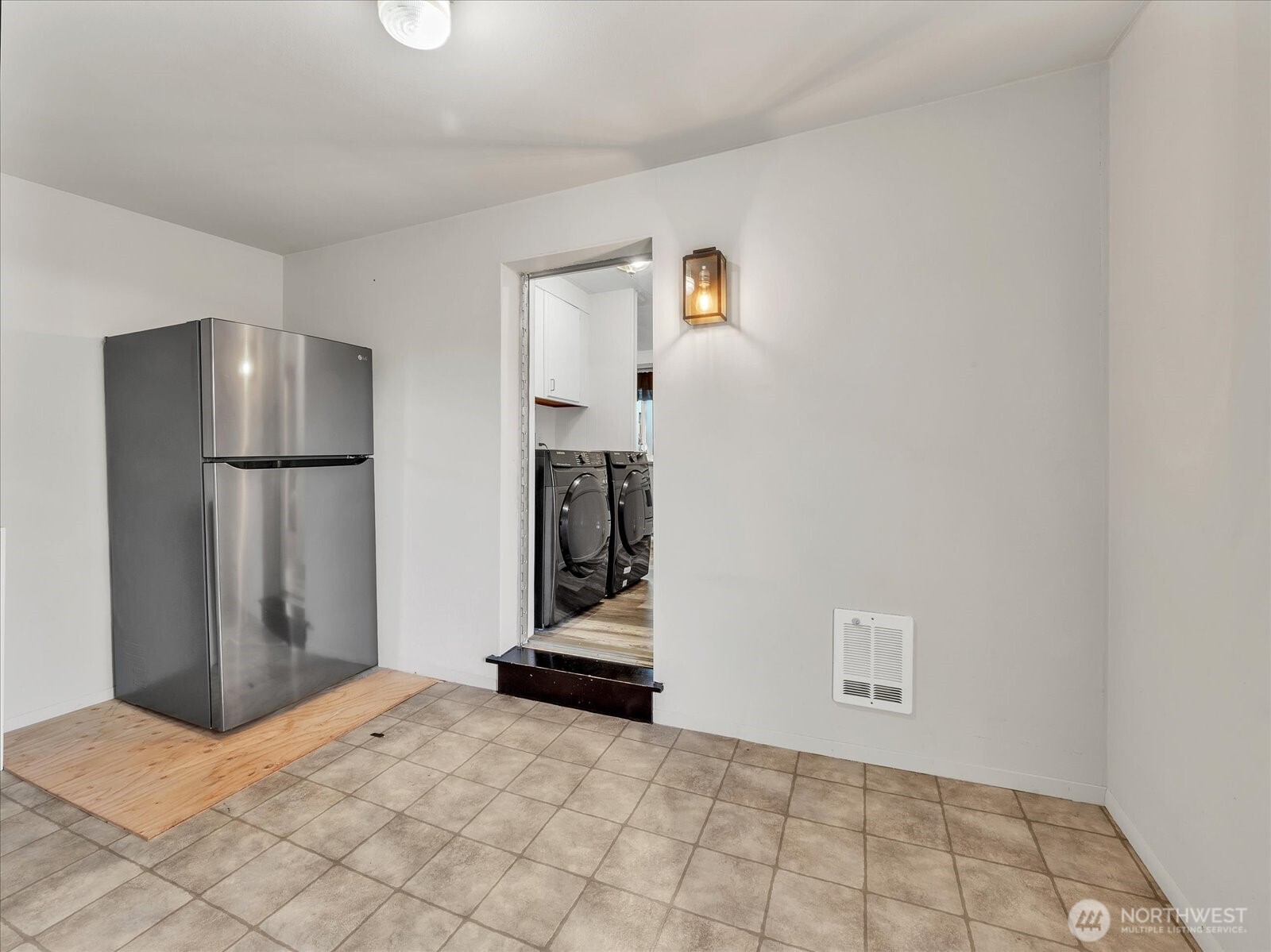 415 Lakeview Road, Unit E4 Lynnwood, WA 98087 - Photo 19 of 32 Gallery Image 19