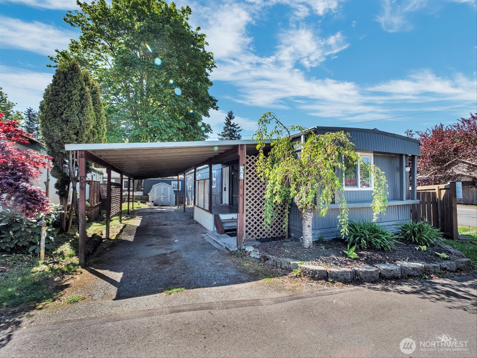 415 Lakeview Road, Unit E4 Lynnwood, WA 98087 - Photo 23 of 32 Gallery Image 23