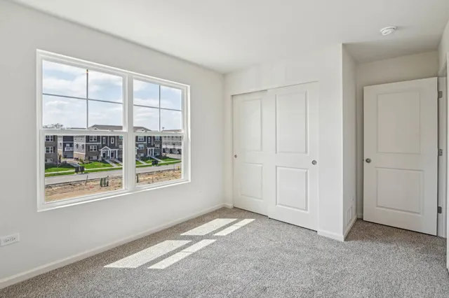 $382,990 | 17321 Ulster Drive, Tinley Park, IL 60477