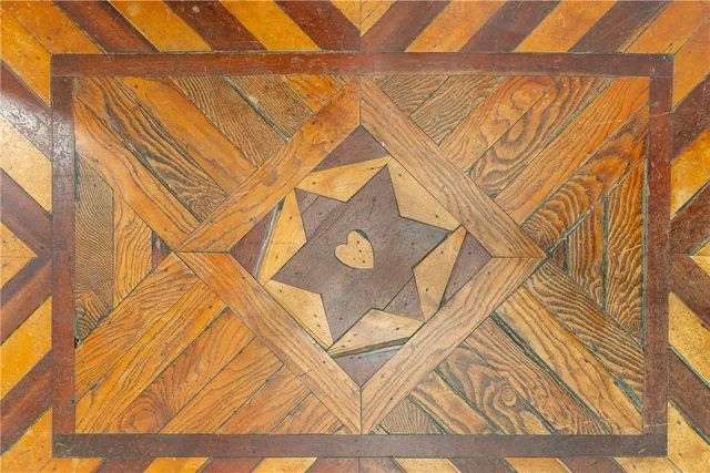 $799,000 | 17 Warner Street, Newport, RI 02840