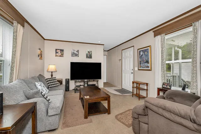 $210,000 | 69 Caddy Drive, Salem, NH 03079