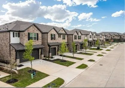 $2,349 | 721 Bonnet Trail, Arlington, TX 76001