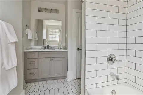 $749,000 | 4431 Tchoupitoulas Street, New Orleans, LA 70115