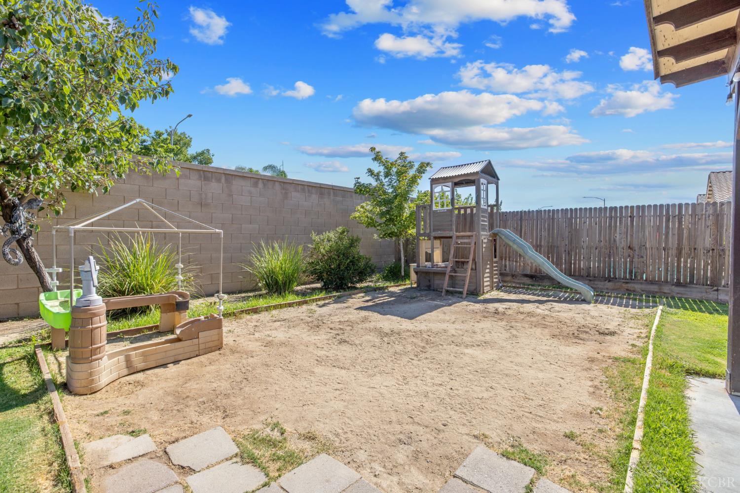 757 Strada Street Lemoore, CA 93245 - Photo 49 of 63 Gallery Image 49