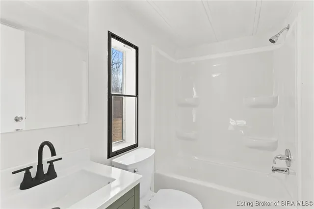 $269,900 | 928 South Bloomington Trail Road, Scottsburg, IN 47170