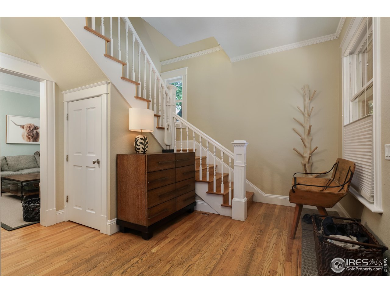 421 Highland Avenue Boulder, CO 80302 - Photo 6 of 39 a view of entryway and hall with wooden floor