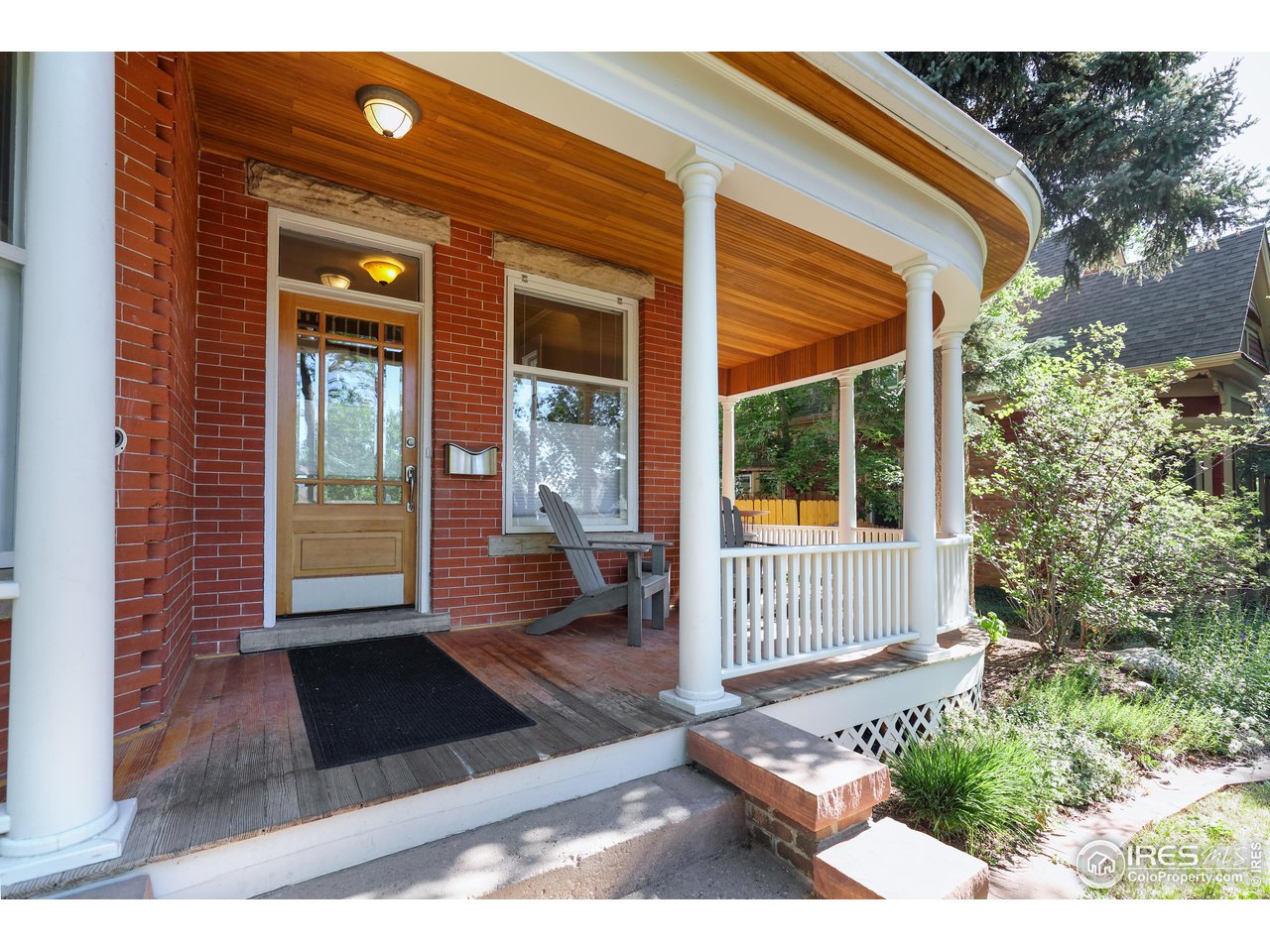 421 Highland Avenue Boulder, CO 80302 - Photo 7 of 39 a view of porch with a black gate