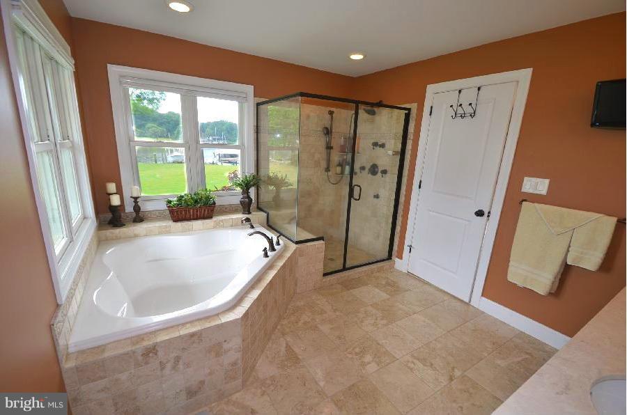 1871 Poplar Ridge Road Pasadena, MD 21122 - Photo 19 of 28 Bath (Master)