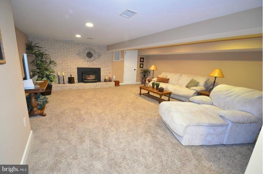 1871 Poplar Ridge Road Pasadena, MD 21122 - Photo 28 of 28 Exterior (General)
