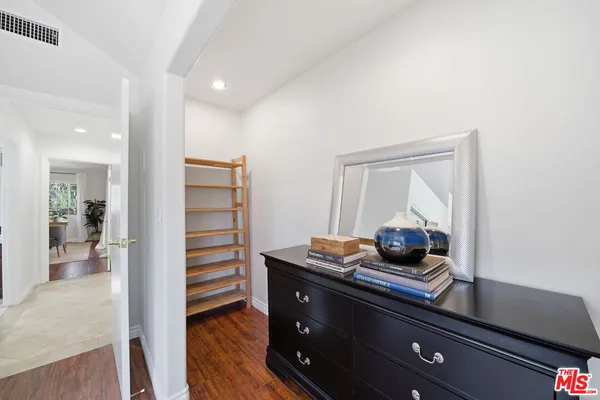 $8,500 | 4115 Laurelgrove Avenue, Studio City, CA 91604