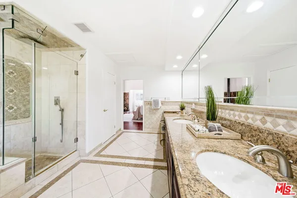 $8,500 | 4115 Laurelgrove Avenue, Studio City, CA 91604