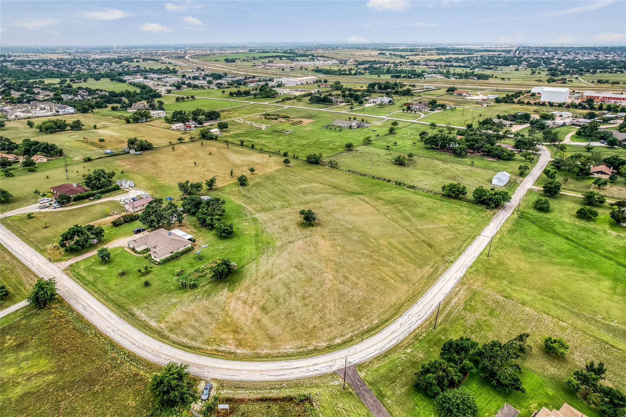 1931 Rowe Loop Pflugerville, TX 78660 - Photo 34 of 40 Gallery Image 34