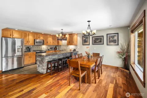 $1,640,000 | 1310 Snoqualmie Drive, Snoqualmie Pass, WA 98068