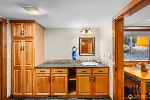 $1,640,000 | 1310 Snoqualmie Drive, Snoqualmie Pass, WA 98068