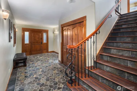 $1,640,000 | 1310 Snoqualmie Drive, Snoqualmie Pass, WA 98068