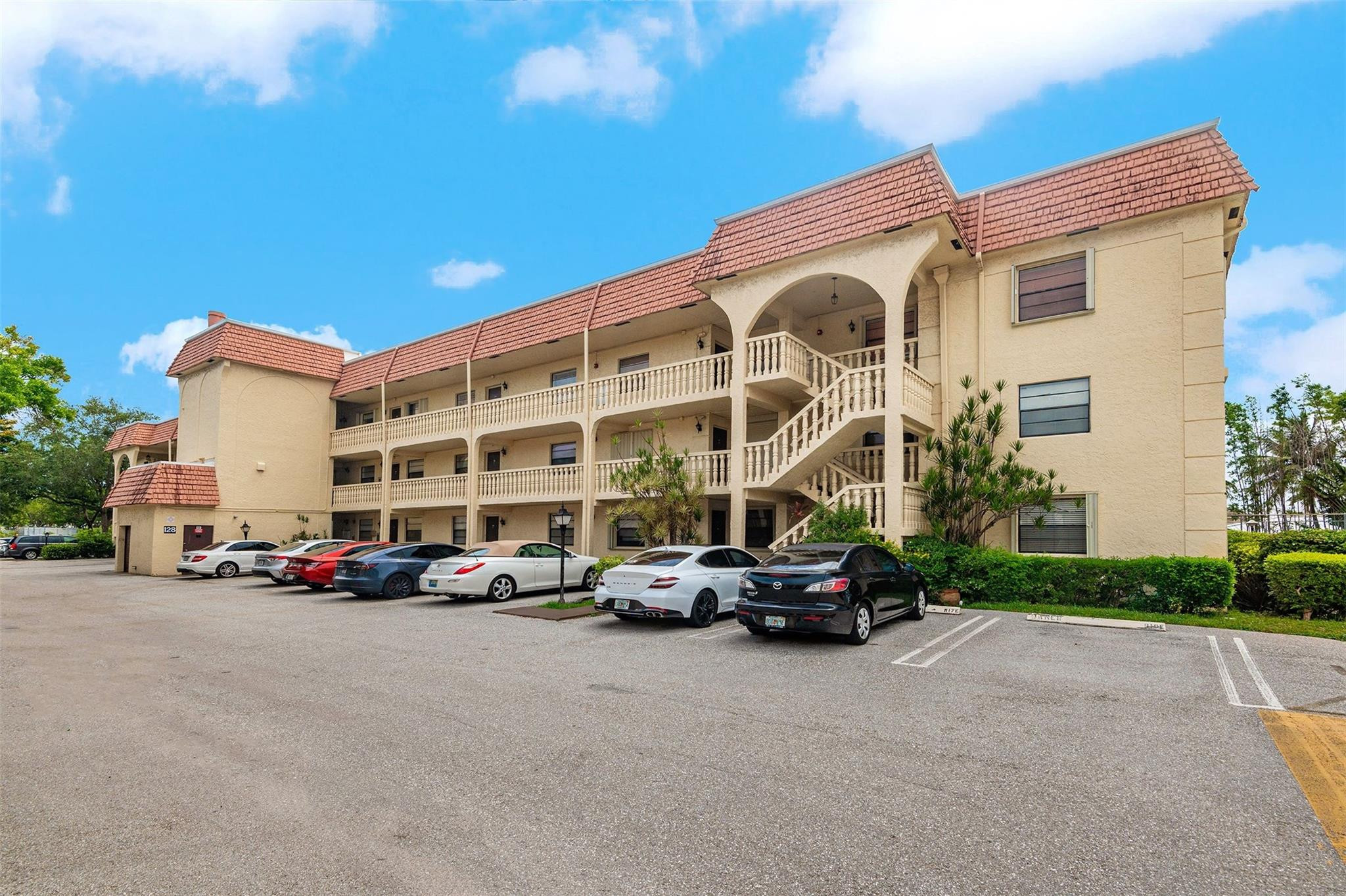 128 South Cypress Road, Unit 827 Pompano Beach, FL 33060 - Photo 10 of 30 Photo 10
