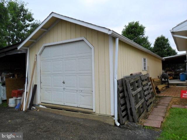 2506 Walnut Bottom Road Carlisle, PA 17015 - Photo 15 of 18 Gallery Image 15