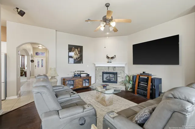 $500,000 | 1402 Mesa Creek, San Antonio, TX 78258