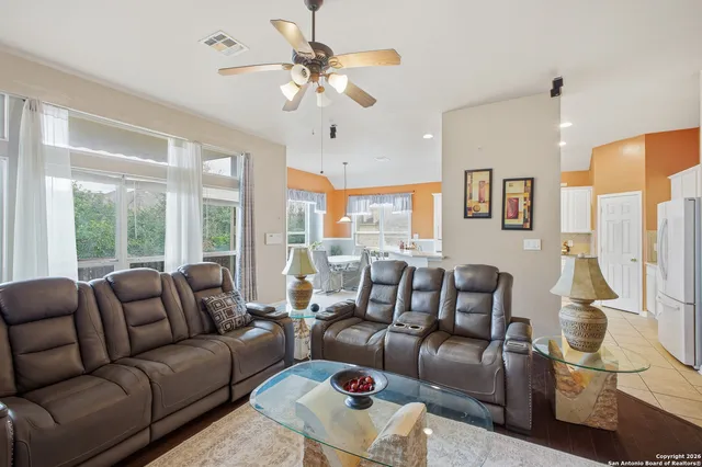 $500,000 | 1402 Mesa Creek, San Antonio, TX 78258